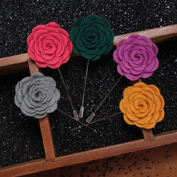 China Manufacturer Designer Brooches Pins